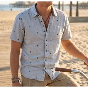 The North Face Mens S Grey Campfire Embroidered Short Sleeve Button Down Shirt